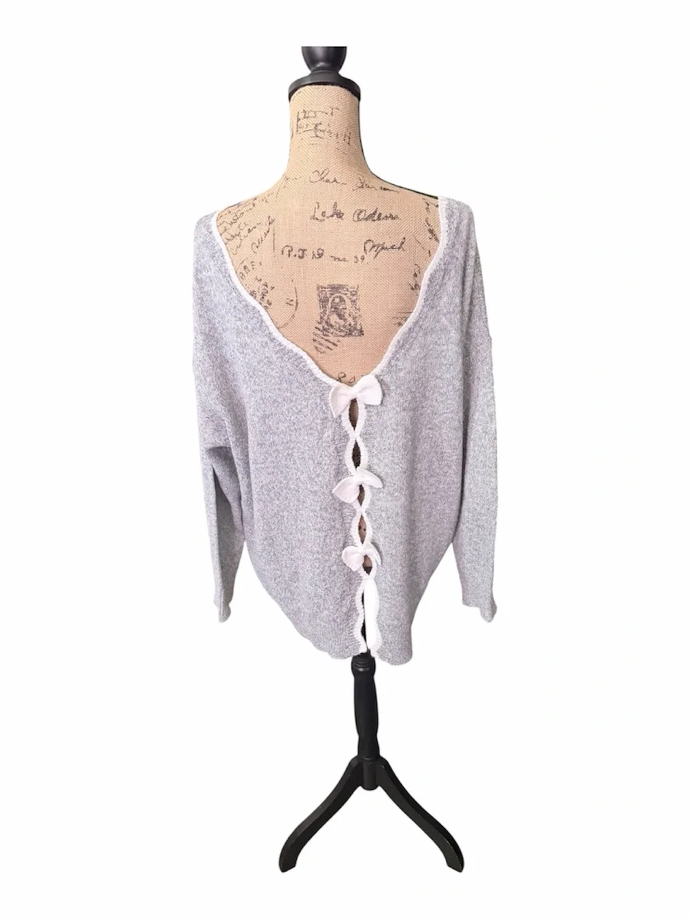 BloomChic Soft Gray Scoop Neck Sweater